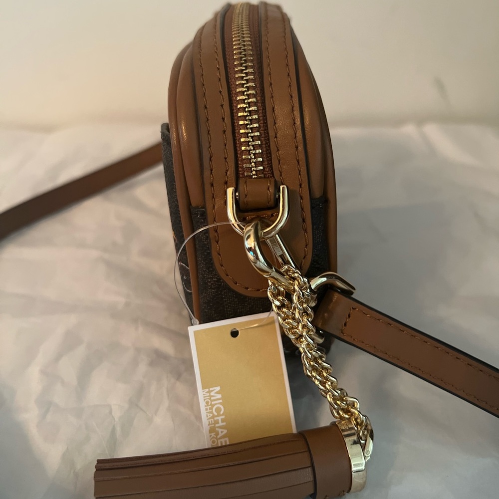 Michael Kors Camera belt bag crossbody - Picture 2 of 14